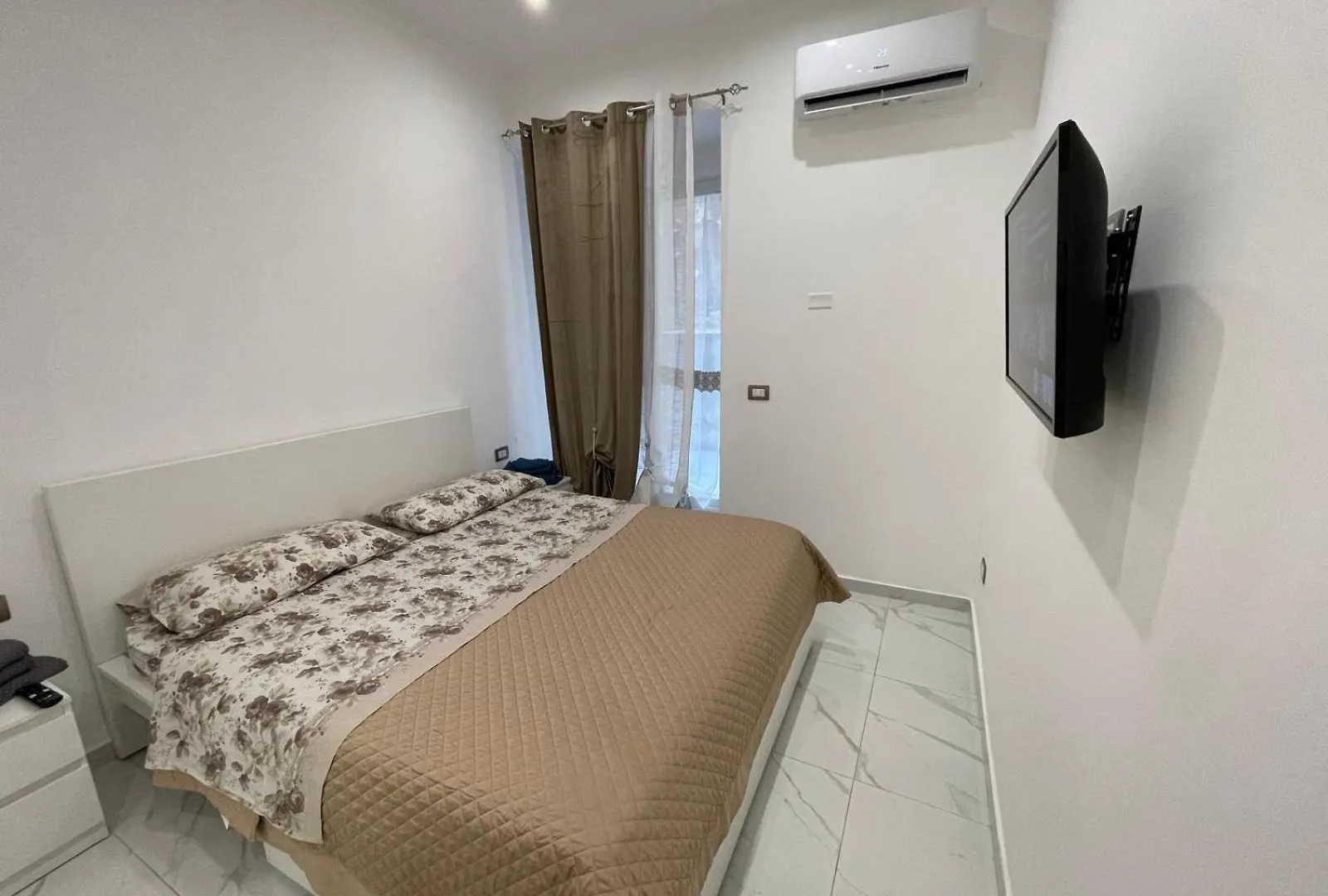 Apartamento Briganti House Napoli 0*, Nápoles