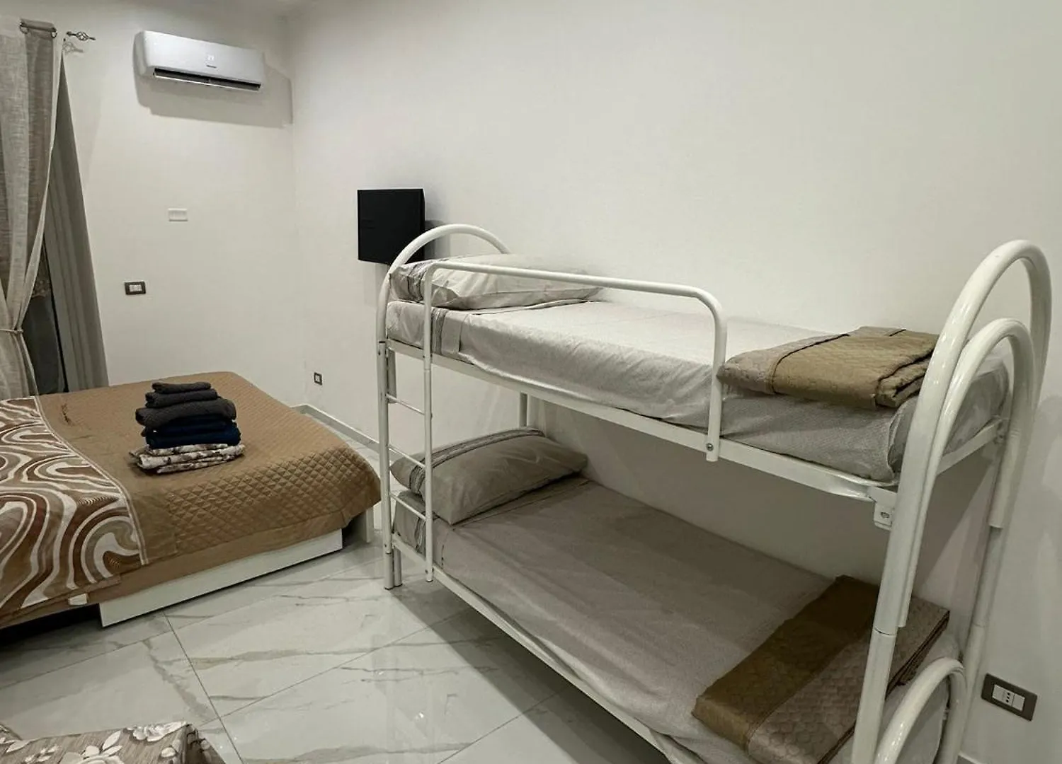 Apartamento Briganti House Napoli  Nápoles