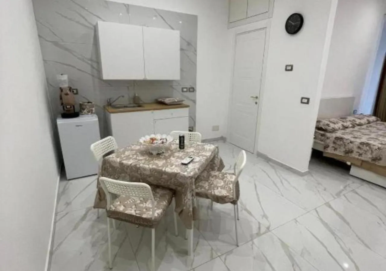 Apartamento Briganti House Napoli 0*, Nápoles Italia